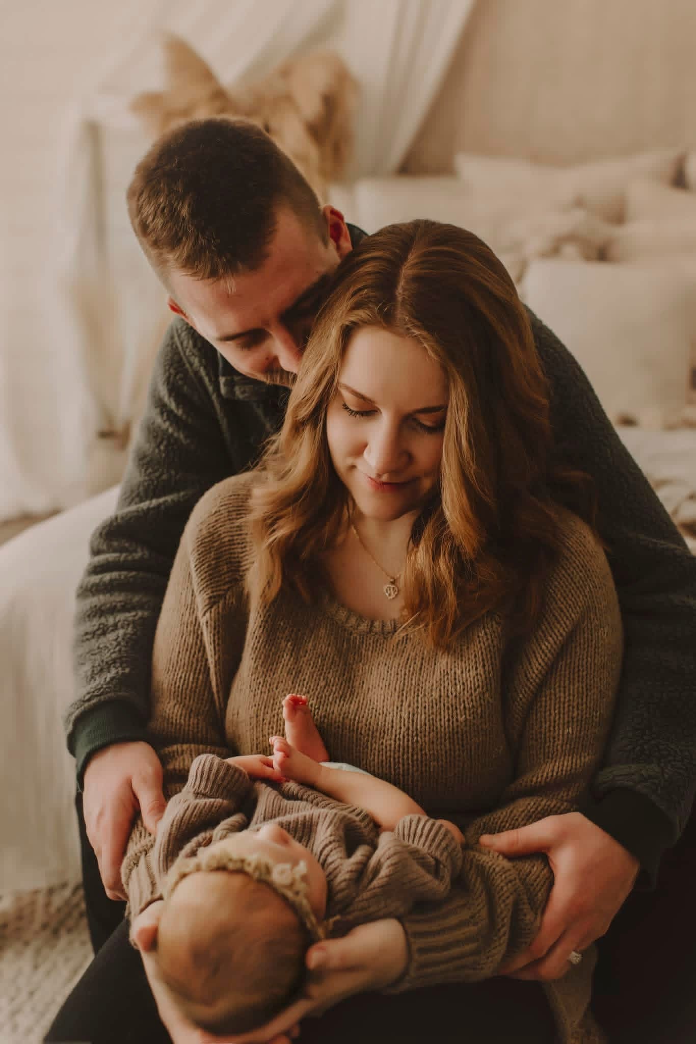 Kait, the creator of The Everyday Edit by K, with her husband